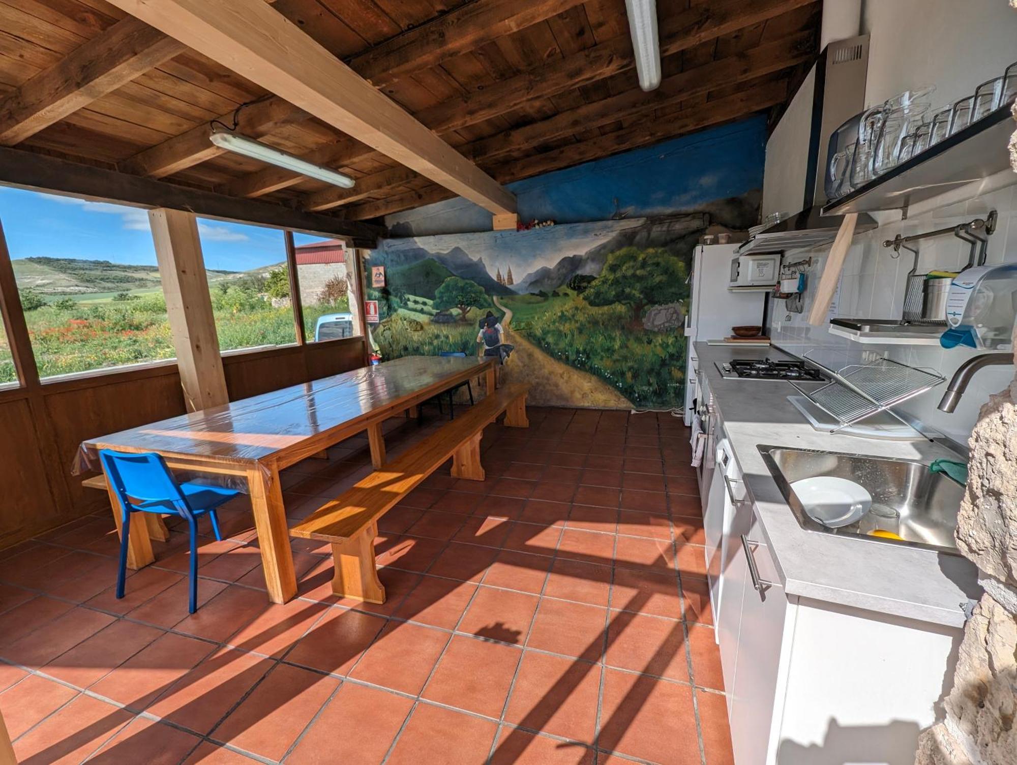Albergue El Alfar/Pilgrim Hostel Hornillos del Camino Exterior photo